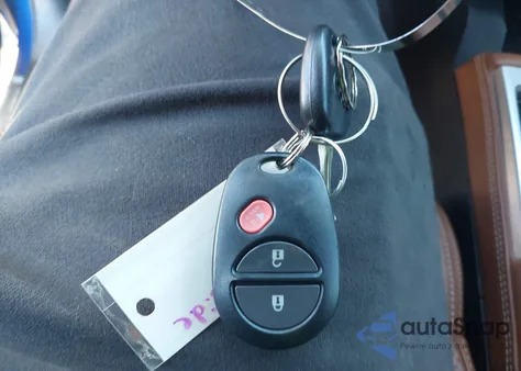 2015 Toyota Tundra 1794 5.7L V8 из США, поврежденный, VIN 5TFAW5F18FX477405